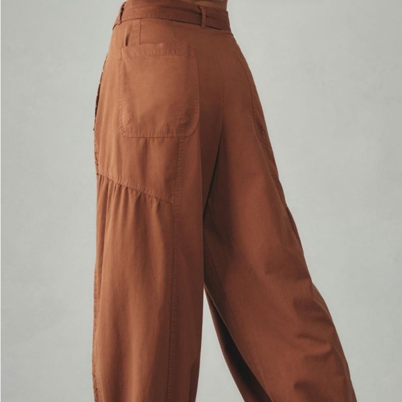 By Anthropologie Washed Eyelet Jogger Pants
MEDIUM - Picture 3 of 10